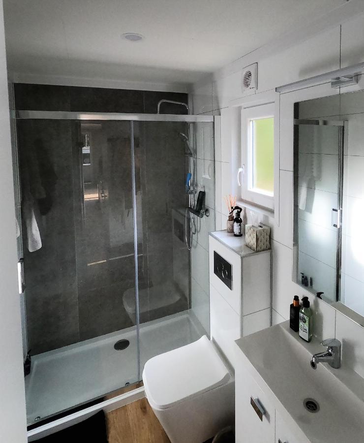 Luxe Chalet Leeuwenhart - Recreation Only 헨덜루 외부 사진
